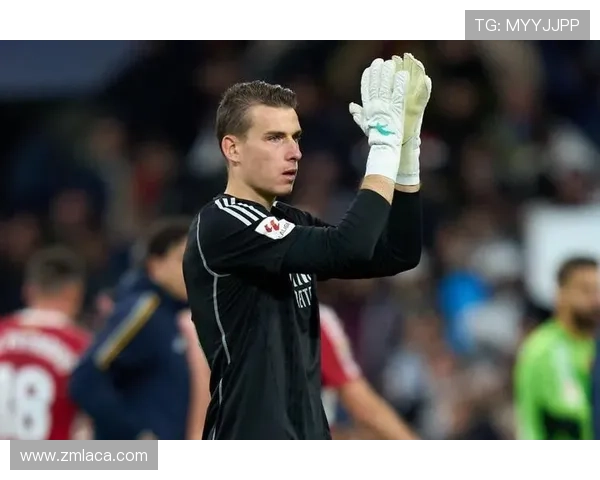 意媒：卢宁本托或成新门将首选